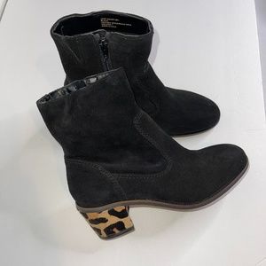 NEW Crevo Jade Suede Block Heel Boot